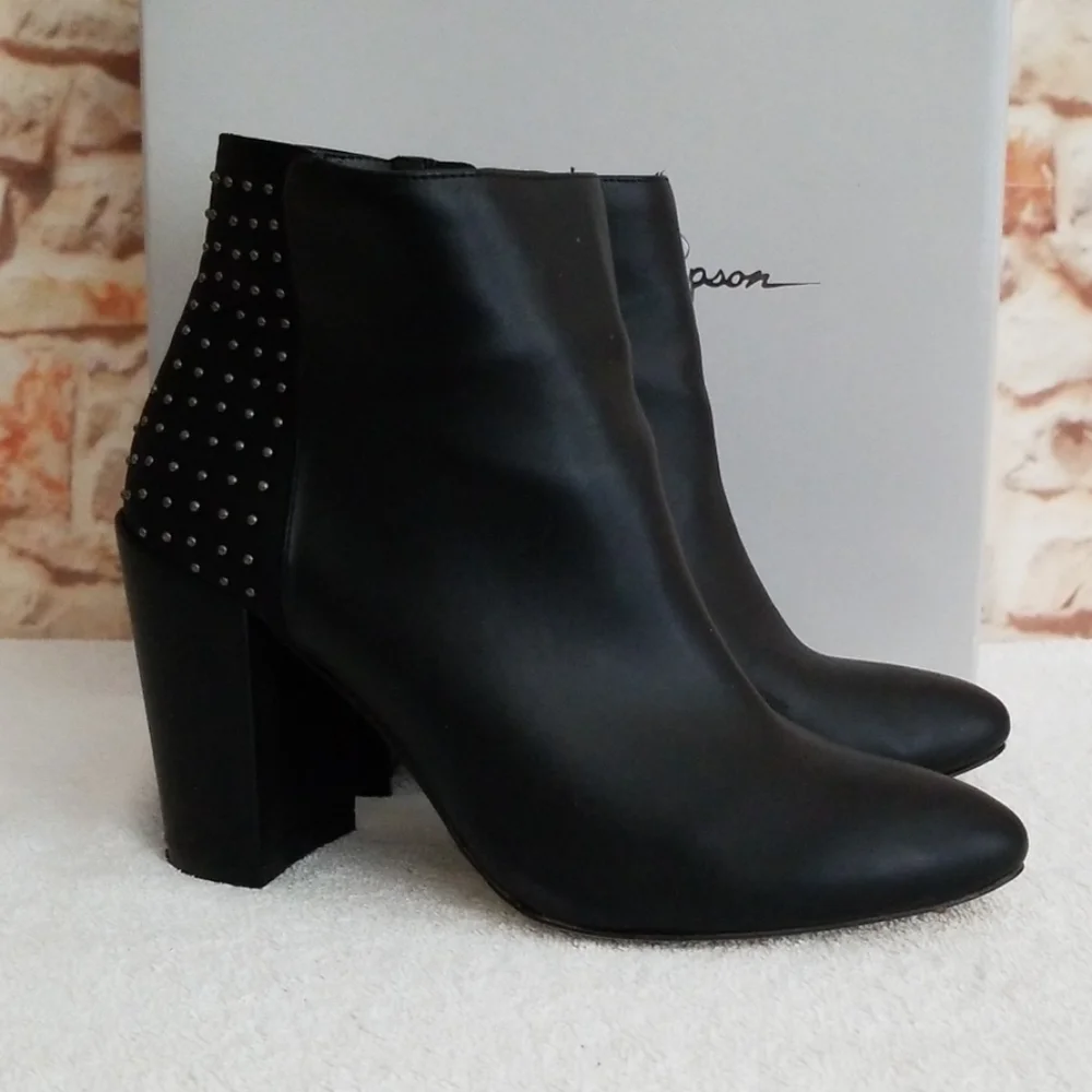 Jessica Simpson Zerellah Studded Booties